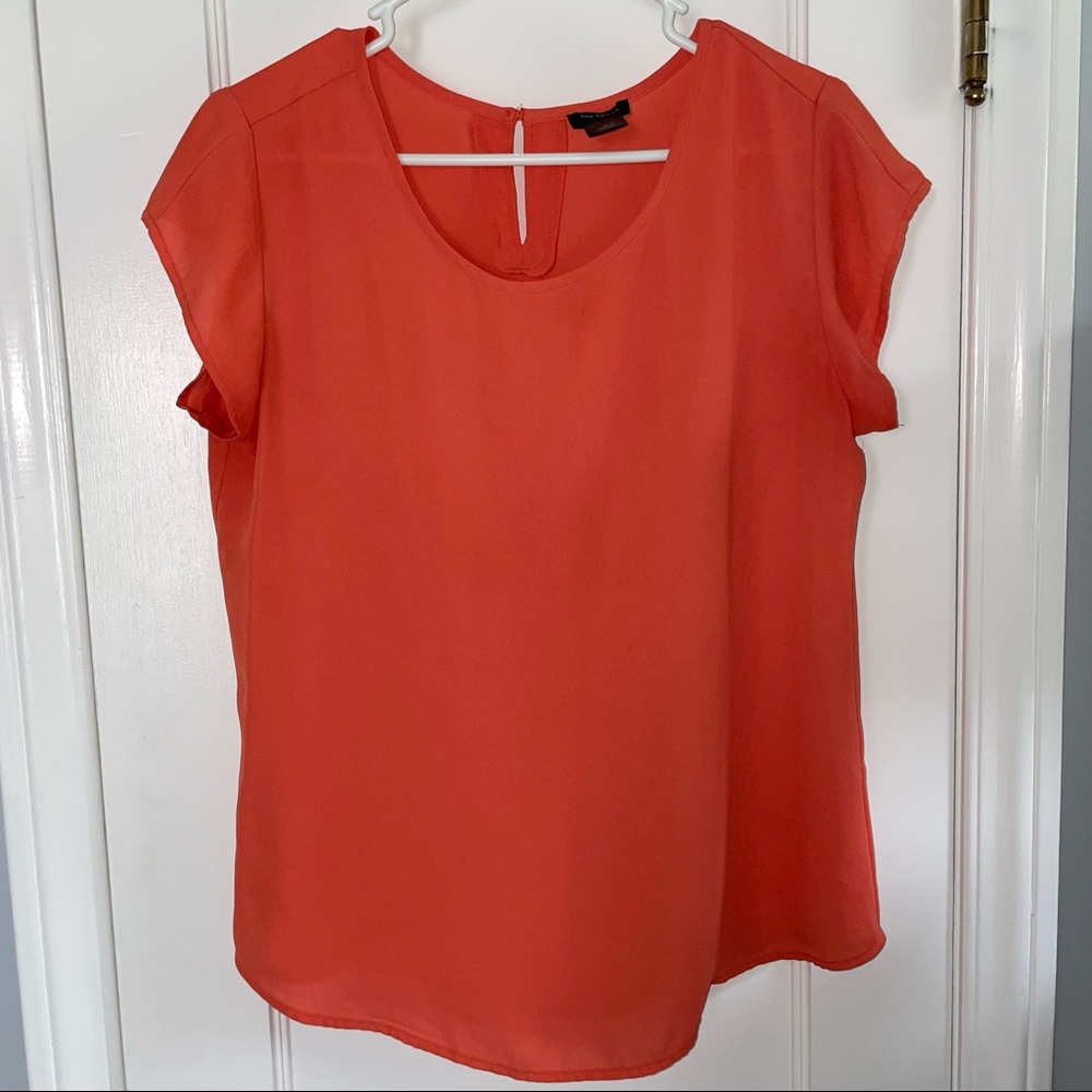 Ann Taylor - Size Medium Orange Shirt